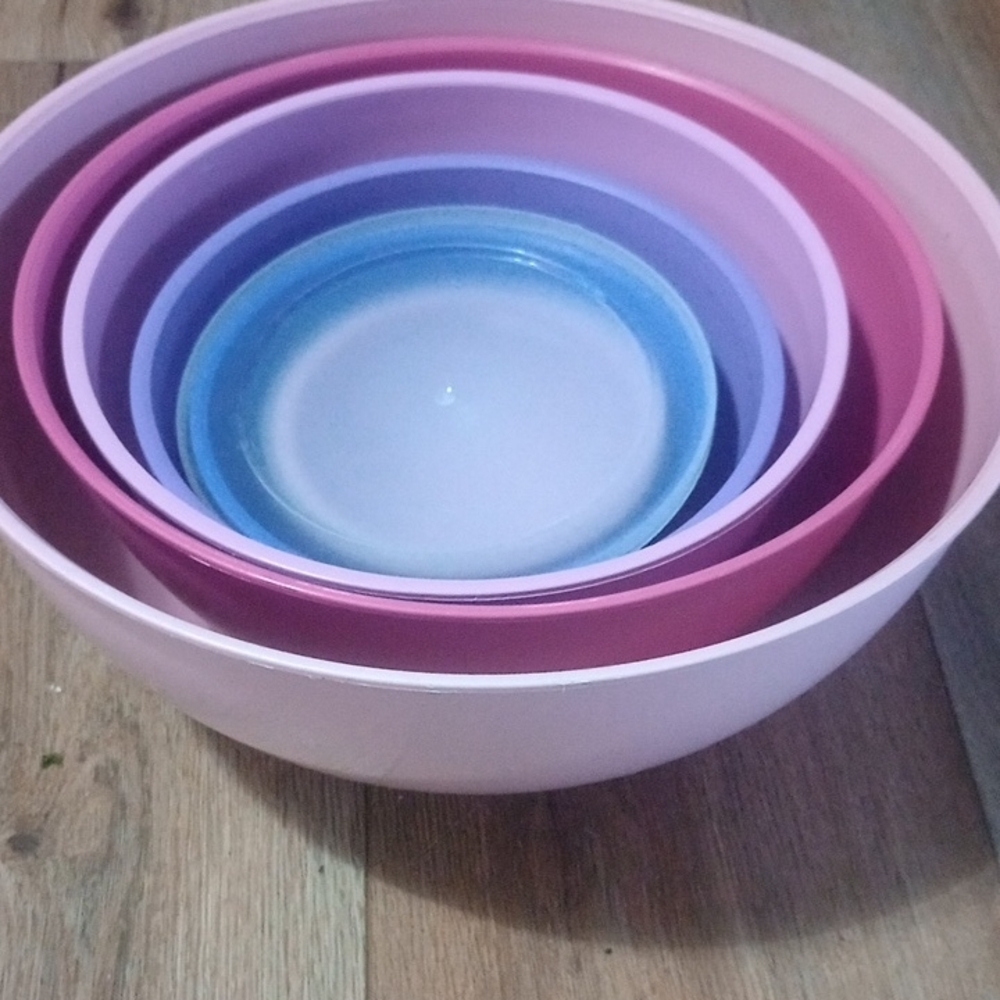Colorful Mixing Bowl Set - Picture 9 of 10